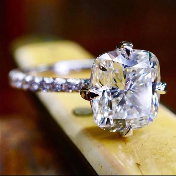 Jewelry - New Women’s 925 Silver Square Shape Diamond Ring